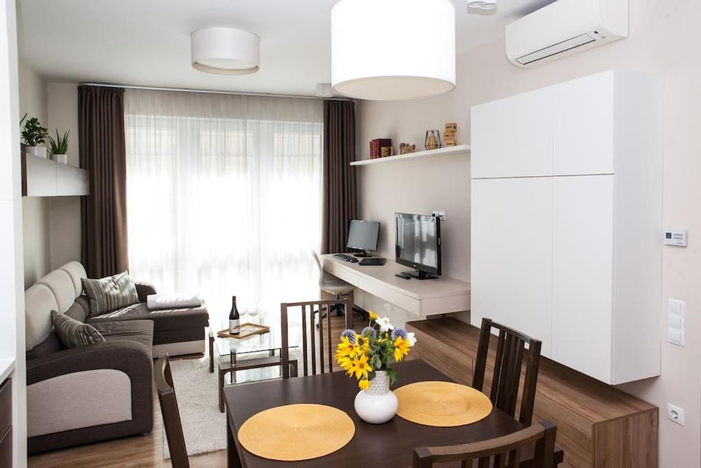 Liszt Apartman Дьєр Екстер'єр фото